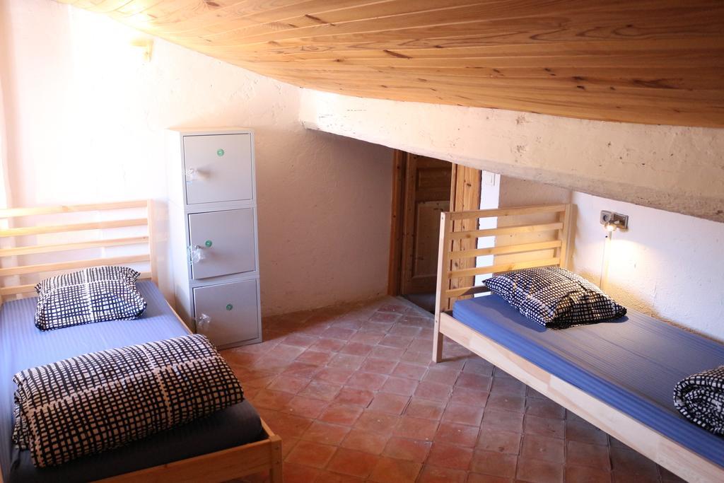 Backpackers Hostel Αντίμπ Εξωτερικό φωτογραφία